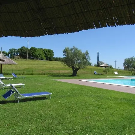 Caioncola Sleeps 6 Pool Wifi T763577 *
