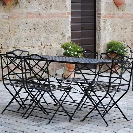 Caioncola Sleeps 6 Pool Wifi T763577 * Ravigliano